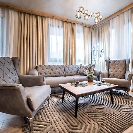 Lux 1 Apartamento *